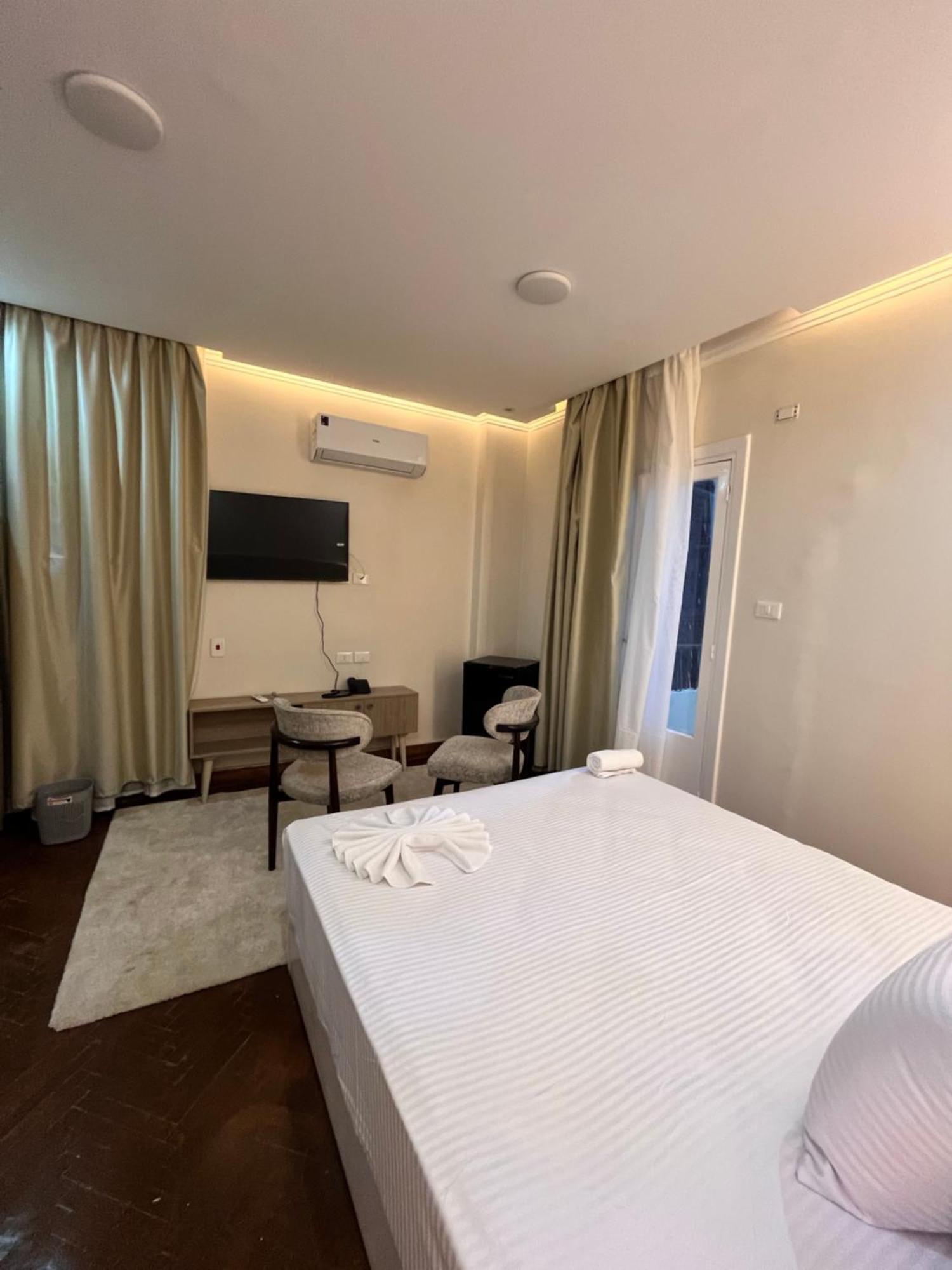 Triple Garden View Hotel Cairo Exterior foto